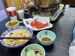 -撒拉人家.酸菜牦牛肉火锅