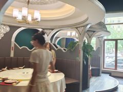 -哈啾嗨·新概念蒙餐(红星新城店)