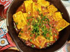 -云海肴·汽锅鸡·云南菜(天山百盛优客店)