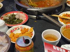 -沸炉重庆老火锅(军事博物馆店)