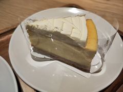 -星巴克臻选(莘庄仲盛店)