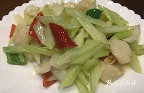 Asparagus and Lily Bulb Stir-fried with Scallop