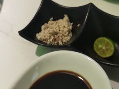 -洪氏嗨捞·广东猪肚鸡·椰子鸡火锅(西咸万象城店)