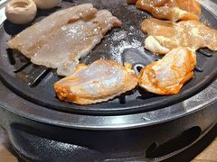 -明洞阿姨·韩式酱蟹烤肉·创意料理(三元桥店)