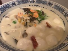 极品鱼头皇-山外山菜馆(玉泉路店)