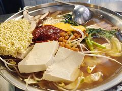 部队火锅-富乐满韩国正宗炸鸡韩国料理(虹泉路店)