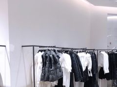 -URBAN REVIVO(西安Momopark店)