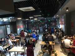 大堂-范贤光鸡公煲(平乐园总店)