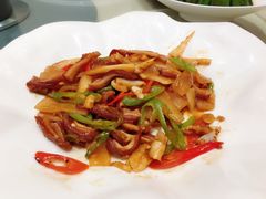 酸萝卜炒肚仁-将相和·海鲜蒸饺大连菜