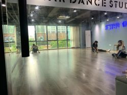 点击看大图 -STAR舞蹈工作室