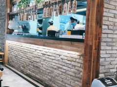 -弄堂咪道-饭香·面香·馄饨香(钦州北路田尚坊店)