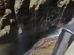 -龙水峡地缝景区