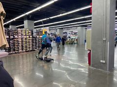 -迪卡侬(顺峰山店)