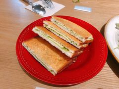 -HELLO 27 意面·沙拉·帕尼尼