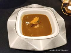 法式龙虾浓汤-圣丰索菲特·法国餐厅