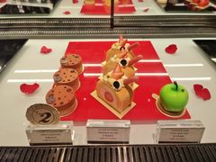 -Salon de The de Joel Robuchon(外滩18号店)