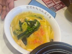 -渝是乎川渝小炒(新世界百货望京店)