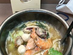 -灵芝妹子海鲜米线(瓦房店新玛特店)