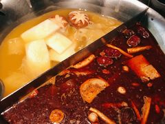 台式麻辣锅-湊湊火锅·茶憩(杭州湖滨银泰in77店)