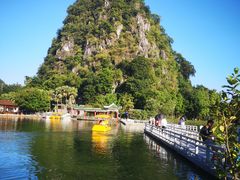 -星湖旅游景区七星岩