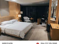 -宜昌均瑶国际酒店(宜昌CBD购物中心夷陵广场店)