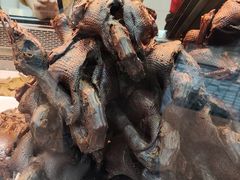 -张鸭子重庆特产卤味小吃(未来国际店)