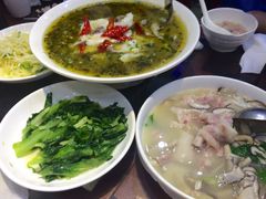-雷祖芳老妈蹄花店