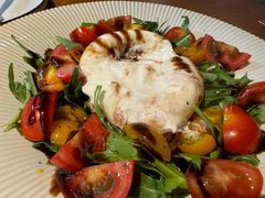 -JINNS锦时 steak&pizza(浸信会礼拜堂旧址店)
