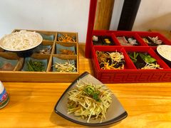 -勺子米线·云南传统小吃市集(四方街店)