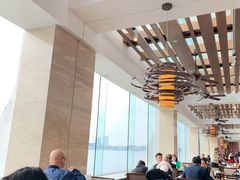 靠窗位-白天鹅宾馆·流浮阁咖啡厅