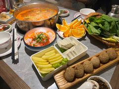 -野山舂·贵州现舂酸汤牛肉(民生路店)