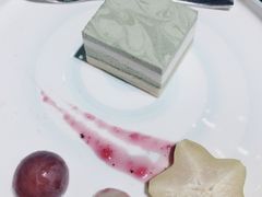 -云卷云书咖啡厅