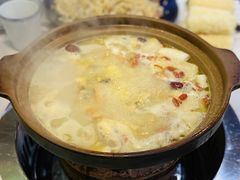 -港迹·鲜围煮海鲜火锅(湖州时代广场店)