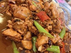 -八两八金·莱芜特色炒鸡(市南漳浦路店)