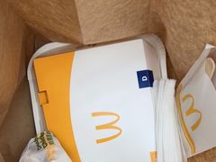 -麦当劳(深圳北站B2检票口楼上)