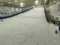 -乔波室内滑雪场
