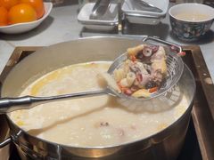 -尚尚仙·酸汤猪手·猪肚鸡火锅(华联万柳购物中心店)