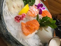 -青瓦餐厅·生鱼片·韩园烤肉(西塔店)