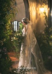 -雪中彩影婚纱摄影·微光艺术中心