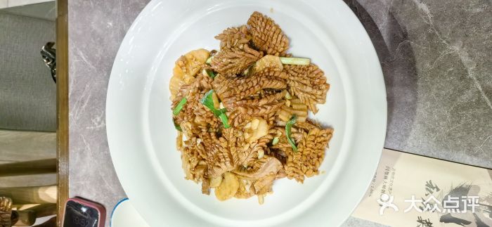 闫府私房菜·百年鲁菜(恒隆店)图片