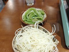 -黔有有贵州酸汤夺夺粉火锅(五味十字店)