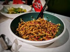 老北京炸酱面-贝勒爷·酥不腻烤鸭