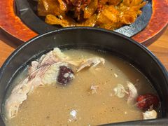 -长寿参鸡汤(朝韩风情街店)