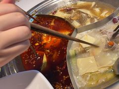 -老房老舍重庆火锅(假日城市店)