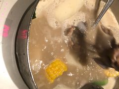 -肥仔文澳门猪骨煲(南京西路店)