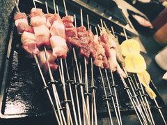 羊肉串-長壹旋转烤吧 农家鸡火锅
