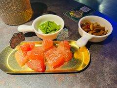 免费小菜-偏脸子哈尔滨老烧烤(爱建店)