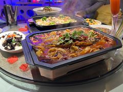-巴特餐饮6加1音乐餐吧·新疆菜