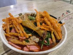 柳州螺蛳粉-吉庆桂林米粉·柳州螺蛳粉(港汇广场店)