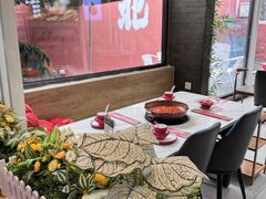 -毛辣果·贵州红酸汤牛肉火锅(西单店)